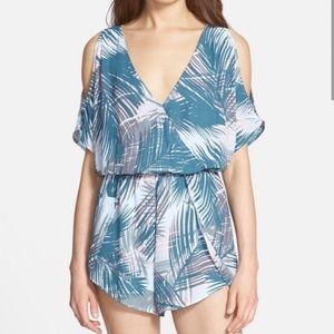ASTR Open Shoulder Palm Leaves Romper in sz M